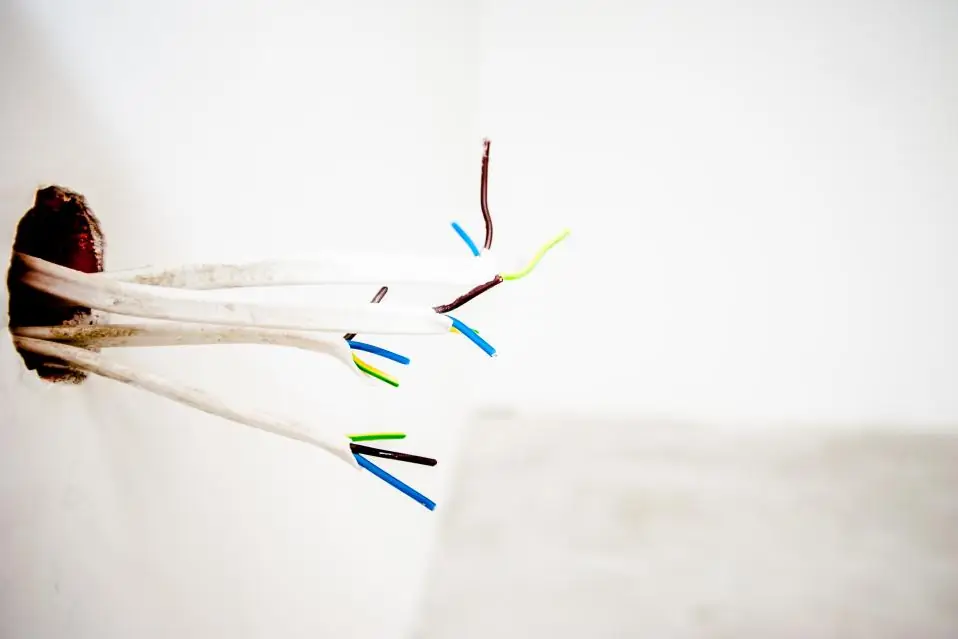 Salarisindicatie voor een elektricien in de techniek