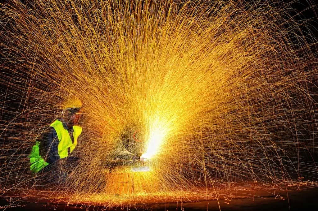 RVU in de techniek: eerder stoppen met zwaar werk aan het werk in een technische omgeving